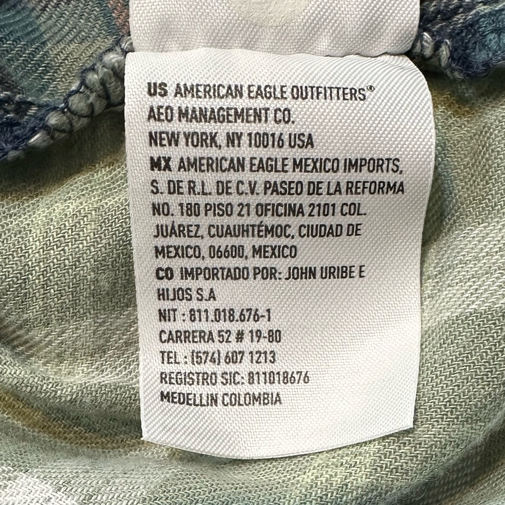 AEO Flannel Plaid Patchwork Button Down Cropped S… - image 12